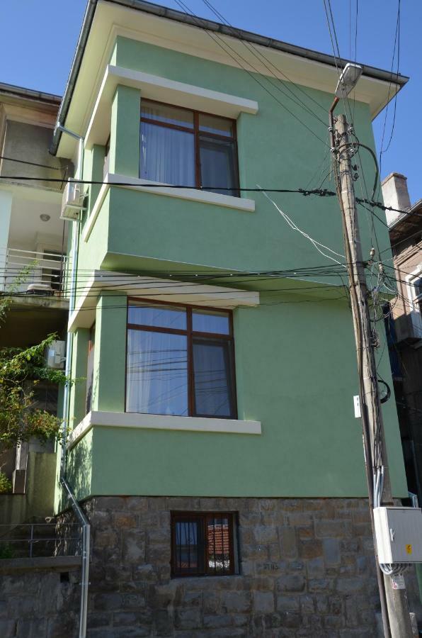 Apartamento Our House In The Town Veliko Tárnovo Exterior foto