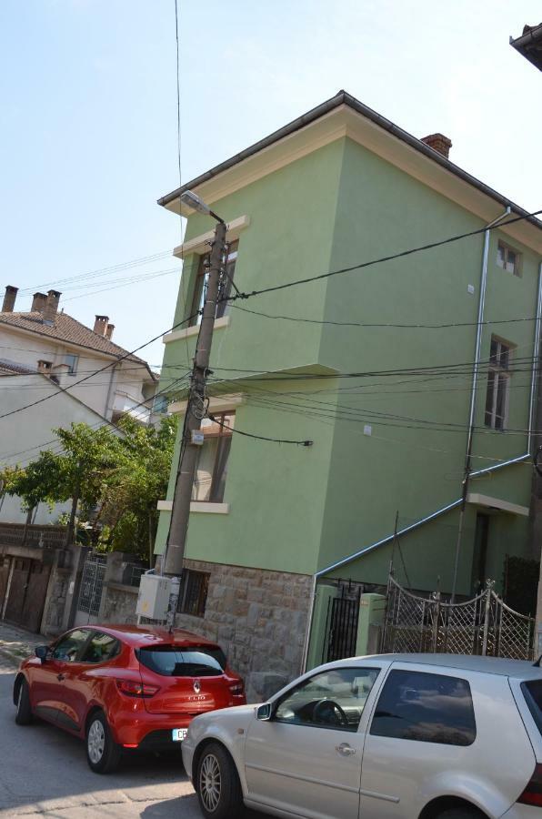 Apartamento Our House In The Town Veliko Tárnovo Exterior foto